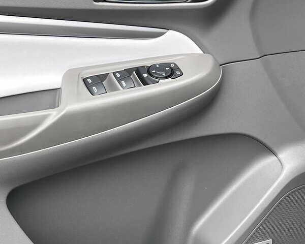 Белый Шевроле Bolt EUV, объемом двигателя 0 л и пробегом 11 тыс. км за 23500 $, фото 17 на Automoto.ua