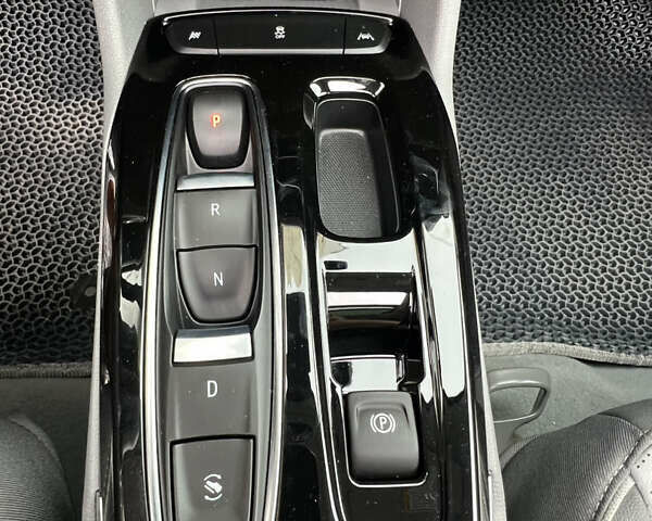 Белый Шевроле Bolt EUV, объемом двигателя 0 л и пробегом 11 тыс. км за 22500 $, фото 38 на Automoto.ua