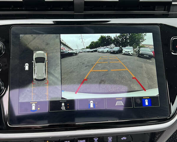 Белый Шевроле Bolt EUV, объемом двигателя 0 л и пробегом 11 тыс. км за 23500 $, фото 36 на Automoto.ua