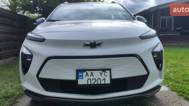 Белый Шевроле Bolt EUV, объемом двигателя 0 л и пробегом 51 тыс. км за 20400 $, фото 6 на Automoto.ua