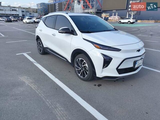 Белый Шевроле Bolt EUV, объемом двигателя 0 л и пробегом 57 тыс. км за 21500 $, фото 5 на Automoto.ua