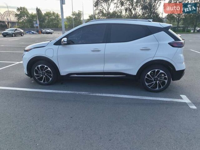 Белый Шевроле Bolt EUV, объемом двигателя 0 л и пробегом 57 тыс. км за 21500 $, фото 10 на Automoto.ua