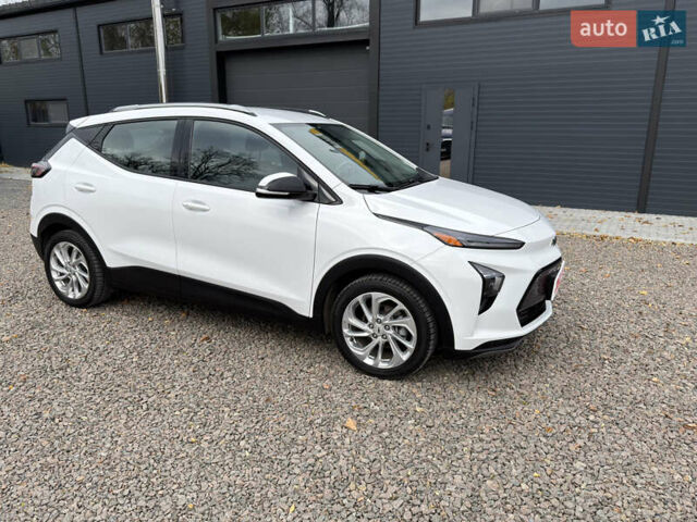 Белый Шевроле Bolt EUV, объемом двигателя 0 л и пробегом 118 тыс. км за 17799 $, фото 9 на Automoto.ua