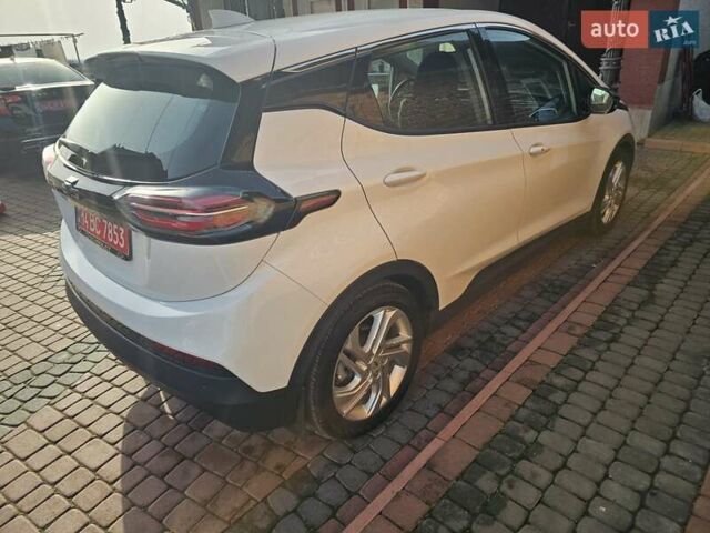 Белый Шевроле Bolt EUV, объемом двигателя 0 л и пробегом 86 тыс. км за 15950 $, фото 11 на Automoto.ua