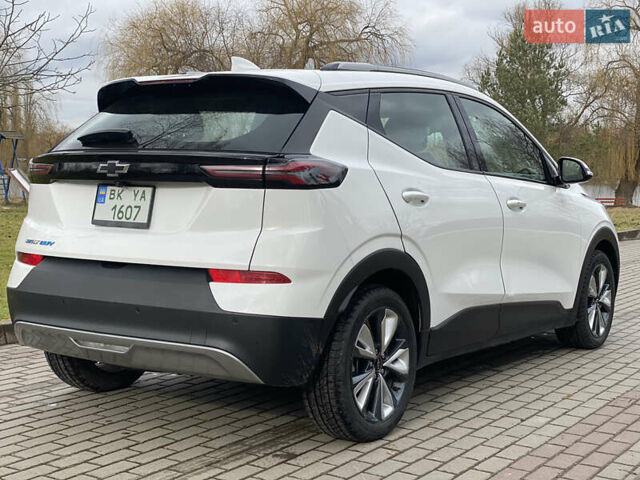 Белый Шевроле Bolt EUV, объемом двигателя 0 л и пробегом 40 тыс. км за 22000 $, фото 10 на Automoto.ua