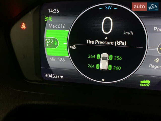 Белый Шевроле Bolt EUV, объемом двигателя 0 л и пробегом 31 тыс. км за 19300 $, фото 15 на Automoto.ua