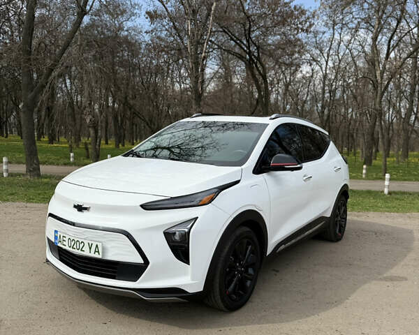 Білий Шевроле Bolt EUV, об'ємом двигуна 0 л та пробігом 33 тис. км за 22500 $, фото 3 на Automoto.ua