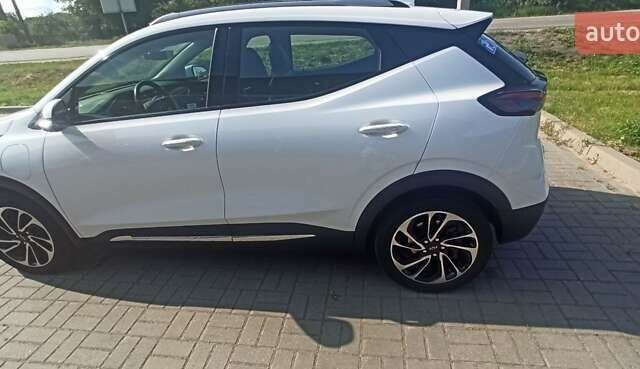 Белый Шевроле Bolt EUV, объемом двигателя 0 л и пробегом 55 тыс. км за 21500 $, фото 6 на Automoto.ua