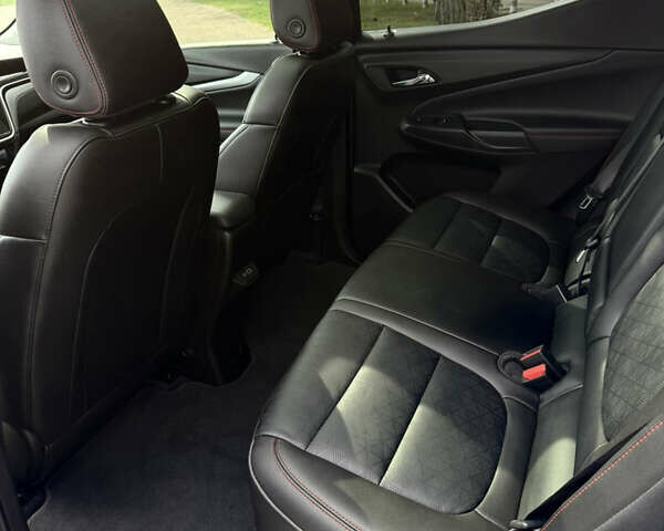 Білий Шевроле Bolt EUV, об'ємом двигуна 0 л та пробігом 33 тис. км за 22500 $, фото 11 на Automoto.ua