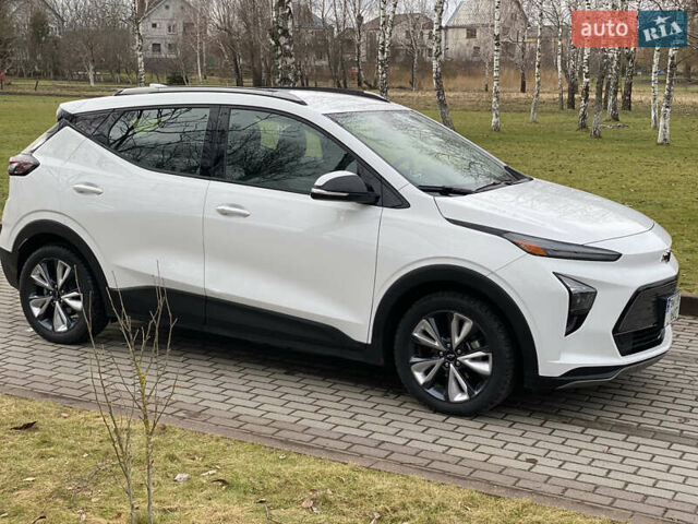 Белый Шевроле Bolt EUV, объемом двигателя 0 л и пробегом 40 тыс. км за 22000 $, фото 13 на Automoto.ua