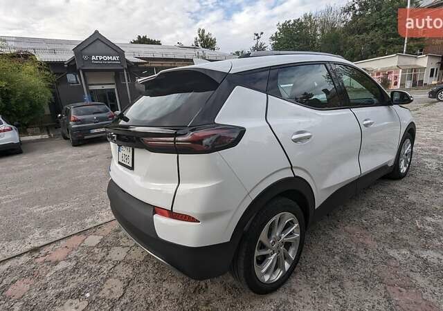 Белый Шевроле Bolt EUV, объемом двигателя 0 л и пробегом 45 тыс. км за 23000 $, фото 7 на Automoto.ua