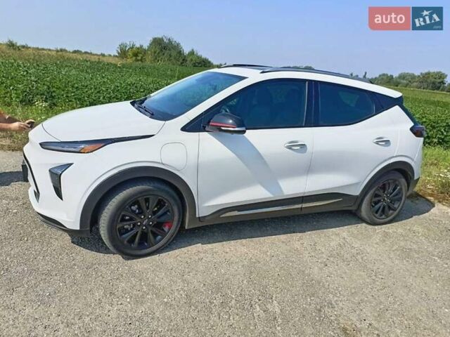 Белый Шевроле Bolt EUV, объемом двигателя 0 л и пробегом 11 тыс. км за 24900 $, фото 1 на Automoto.ua