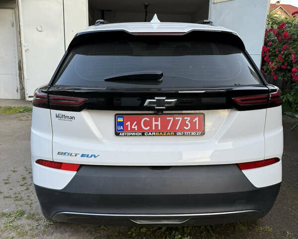 Белый Шевроле Bolt EUV, объемом двигателя 0 л и пробегом 63 тыс. км за 19300 $, фото 8 на Automoto.ua