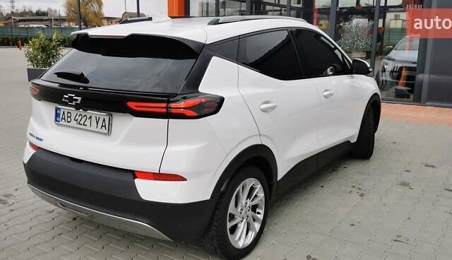 Белый Шевроле Bolt EUV, объемом двигателя 0 л и пробегом 33 тыс. км за 21000 $, фото 9 на Automoto.ua