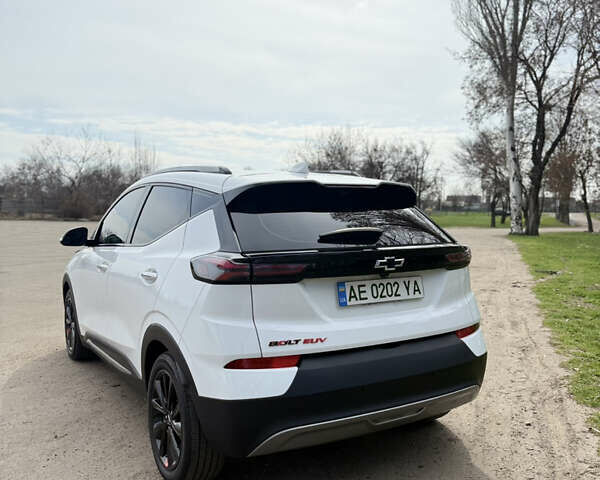 Білий Шевроле Bolt EUV, об'ємом двигуна 0 л та пробігом 33 тис. км за 22500 $, фото 7 на Automoto.ua