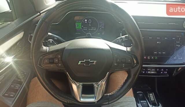 Белый Шевроле Bolt EUV, объемом двигателя 0 л и пробегом 55 тыс. км за 21500 $, фото 35 на Automoto.ua