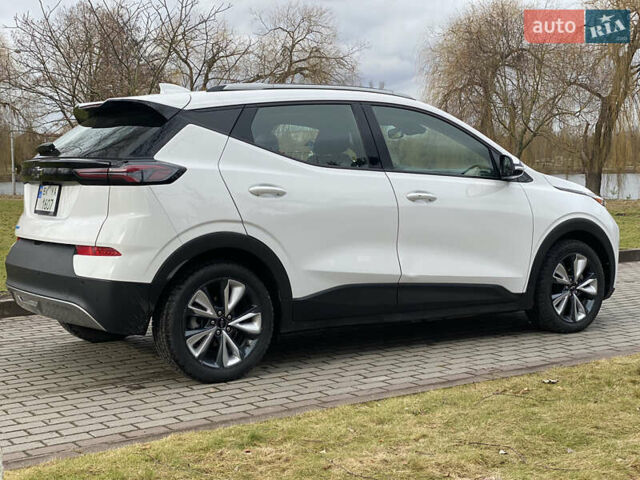 Белый Шевроле Bolt EUV, объемом двигателя 0 л и пробегом 40 тыс. км за 22000 $, фото 11 на Automoto.ua