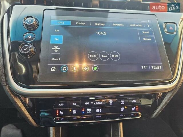 Белый Шевроле Bolt EUV, объемом двигателя 0 л и пробегом 86 тыс. км за 15950 $, фото 17 на Automoto.ua