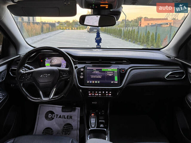 Белый Шевроле Bolt EUV, объемом двигателя 0 л и пробегом 63 тыс. км за 19500 $, фото 20 на Automoto.ua