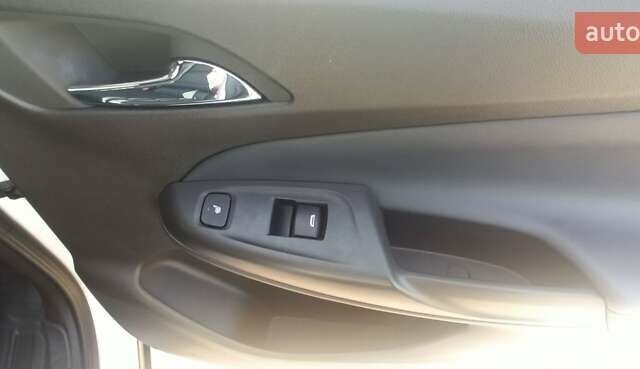 Белый Шевроле Bolt EUV, объемом двигателя 0 л и пробегом 55 тыс. км за 21500 $, фото 16 на Automoto.ua