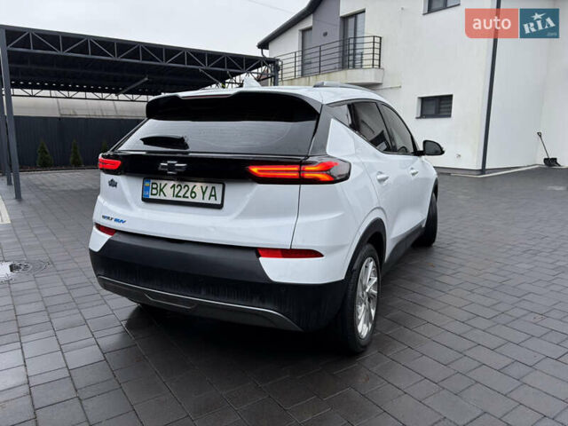 Белый Шевроле Bolt EUV, объемом двигателя 0 л и пробегом 37 тыс. км за 18499 $, фото 10 на Automoto.ua