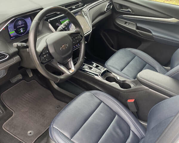 Белый Шевроле Bolt EUV, объемом двигателя 0 л и пробегом 40 тыс. км за 22000 $, фото 29 на Automoto.ua