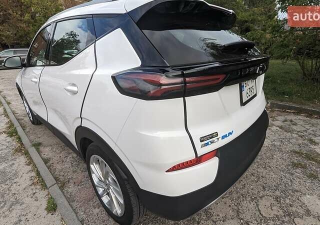 Белый Шевроле Bolt EUV, объемом двигателя 0 л и пробегом 45 тыс. км за 23000 $, фото 15 на Automoto.ua