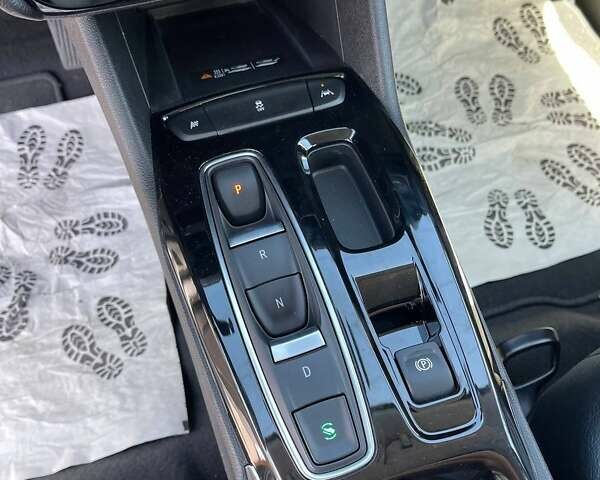 Белый Шевроле Bolt EUV, объемом двигателя 0 л и пробегом 1 тыс. км за 18500 $, фото 15 на Automoto.ua