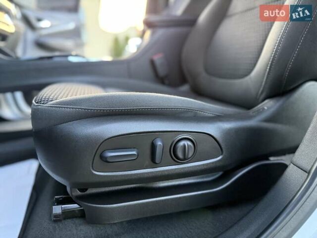 Белый Шевроле Bolt EUV, объемом двигателя 0 л и пробегом 16 тыс. км за 20550 $, фото 83 на Automoto.ua