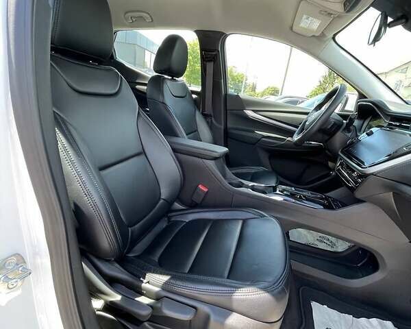 Белый Шевроле Bolt EUV, объемом двигателя 0 л и пробегом 1 тыс. км за 18500 $, фото 21 на Automoto.ua