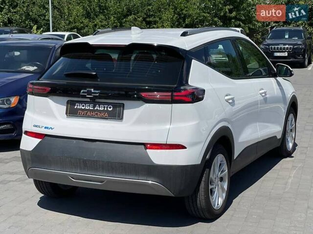Белый Шевроле Bolt EUV, объемом двигателя 0 л и пробегом 1 тыс. км за 18500 $, фото 6 на Automoto.ua