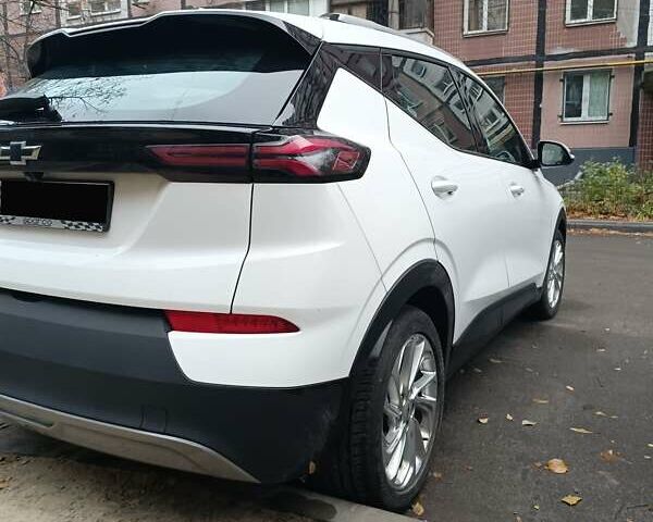 Білий Шевроле Bolt EUV, об'ємом двигуна 0 л та пробігом 33 тис. км за 20500 $, фото 6 на Automoto.ua