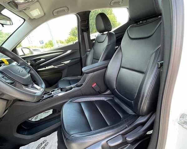 Белый Шевроле Bolt EUV, объемом двигателя 0 л и пробегом 1 тыс. км за 18500 $, фото 9 на Automoto.ua