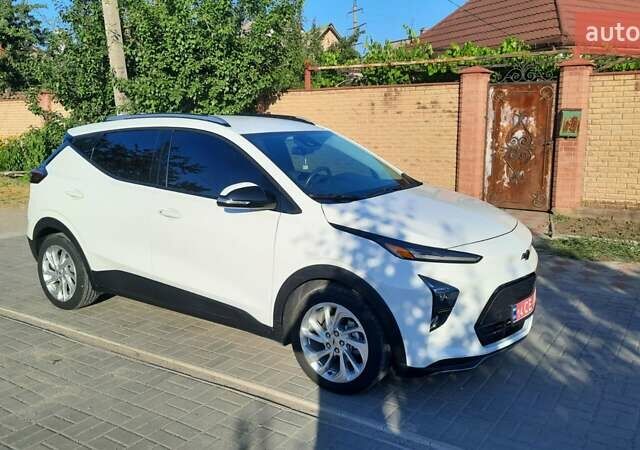Білий Шевроле Bolt EUV, об'ємом двигуна 0 л та пробігом 71 тис. км за 18200 $, фото 1 на Automoto.ua