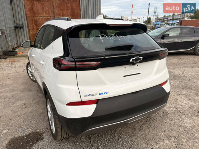 Белый Шевроле Bolt EUV, объемом двигателя 0 л и пробегом 73 тыс. км за 13999 $, фото 8 на Automoto.ua