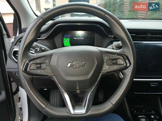 Білий Шевроле Bolt EUV, об'ємом двигуна 0 л та пробігом 59 тис. км за 17700 $, фото 7 на Automoto.ua