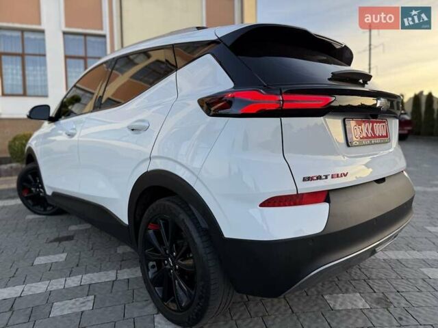 Белый Шевроле Bolt EUV, объемом двигателя 0 л и пробегом 16 тыс. км за 20550 $, фото 51 на Automoto.ua