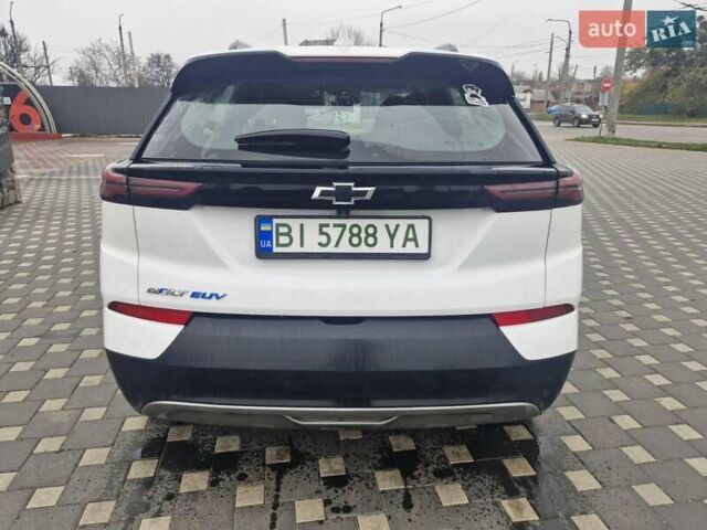 Белый Шевроле Bolt EUV, объемом двигателя 0 л и пробегом 100 тыс. км за 17500 $, фото 6 на Automoto.ua