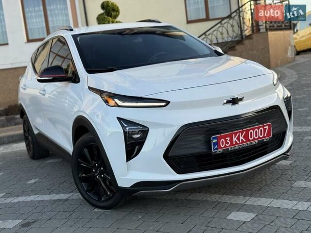 Белый Шевроле Bolt EUV, объемом двигателя 0 л и пробегом 16 тыс. км за 20550 $, фото 7 на Automoto.ua