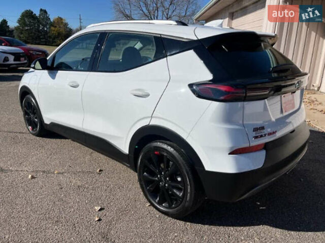 Белый Шевроле Bolt EUV, объемом двигателя 0 л и пробегом 25 тыс. км за 6000 $, фото 4 на Automoto.ua