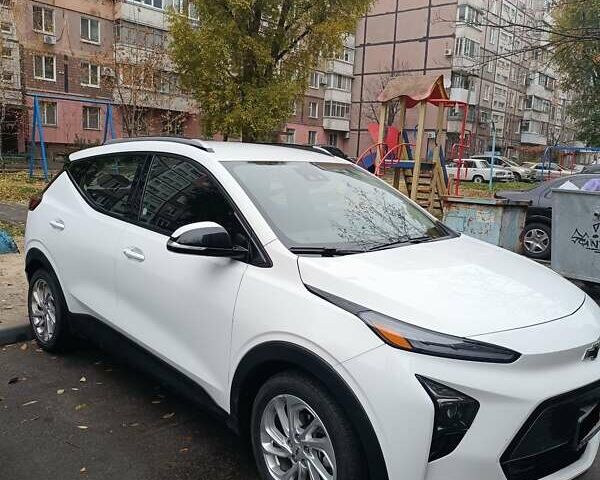 Білий Шевроле Bolt EUV, об'ємом двигуна 0 л та пробігом 33 тис. км за 20500 $, фото 3 на Automoto.ua