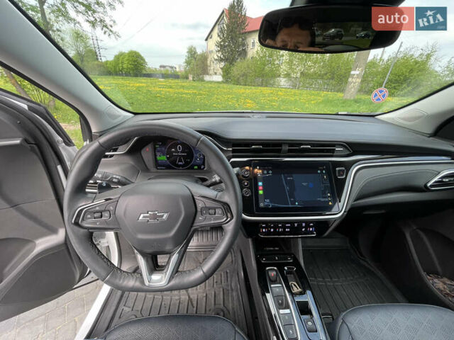 Белый Шевроле Bolt EUV, объемом двигателя 0 л и пробегом 46 тыс. км за 18299 $, фото 24 на Automoto.ua