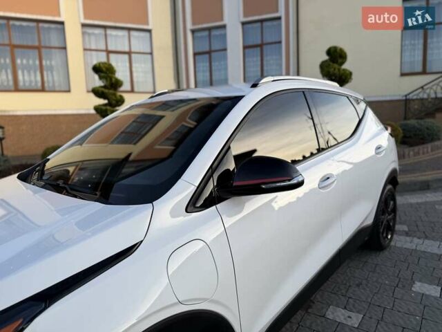 Белый Шевроле Bolt EUV, объемом двигателя 0 л и пробегом 16 тыс. км за 20550 $, фото 38 на Automoto.ua