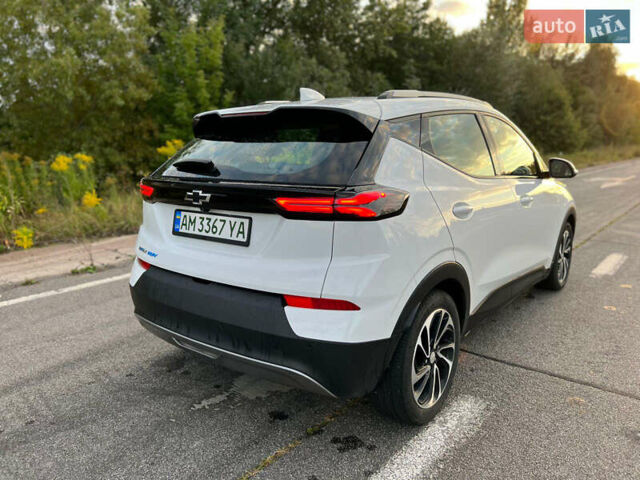 Белый Шевроле Bolt EUV, объемом двигателя 0 л и пробегом 39 тыс. км за 19900 $, фото 7 на Automoto.ua
