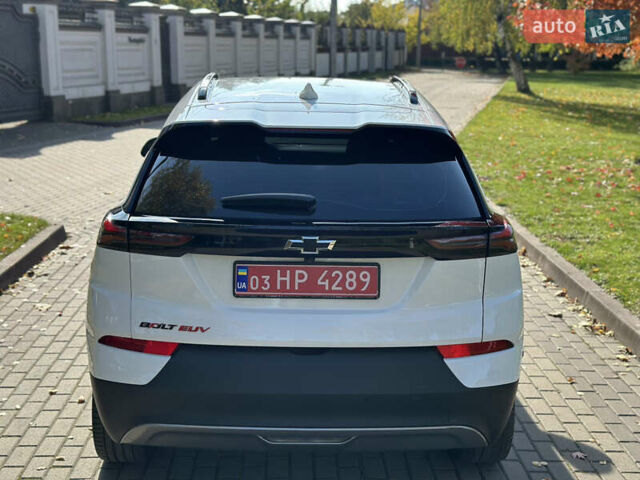 Белый Шевроле Bolt EUV, объемом двигателя 0 л и пробегом 36 тыс. км за 14300 $, фото 3 на Automoto.ua
