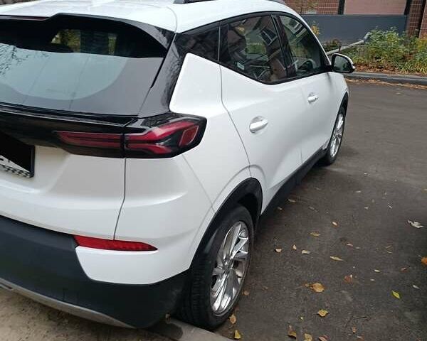 Білий Шевроле Bolt EUV, об'ємом двигуна 0 л та пробігом 33 тис. км за 20500 $, фото 7 на Automoto.ua