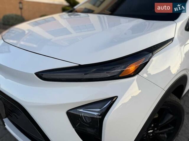 Белый Шевроле Bolt EUV, объемом двигателя 0 л и пробегом 16 тыс. км за 20550 $, фото 32 на Automoto.ua