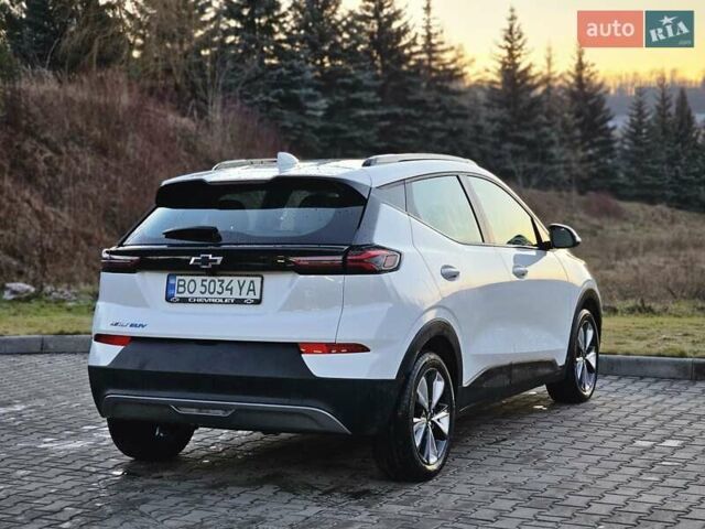 Белый Шевроле Bolt EUV, объемом двигателя 0 л и пробегом 11 тыс. км за 18999 $, фото 6 на Automoto.ua