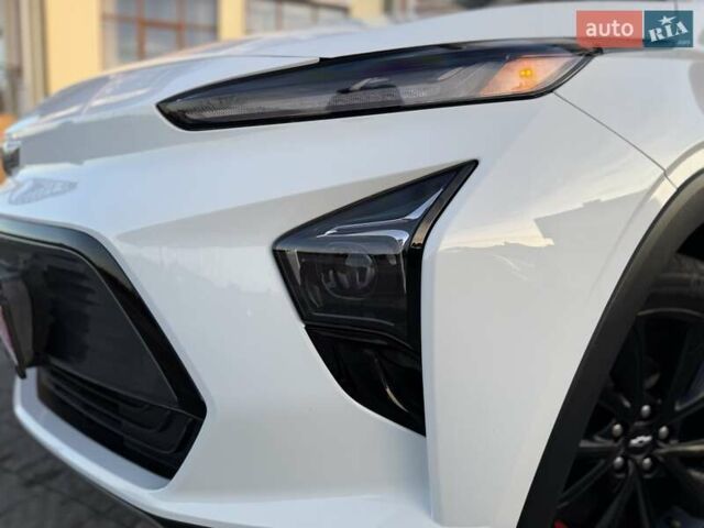 Белый Шевроле Bolt EUV, объемом двигателя 0 л и пробегом 16 тыс. км за 20550 $, фото 33 на Automoto.ua