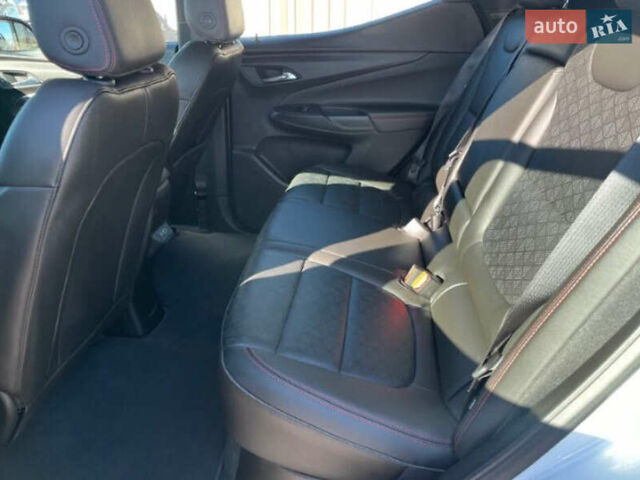 Белый Шевроле Bolt EUV, объемом двигателя 0 л и пробегом 25 тыс. км за 6000 $, фото 7 на Automoto.ua